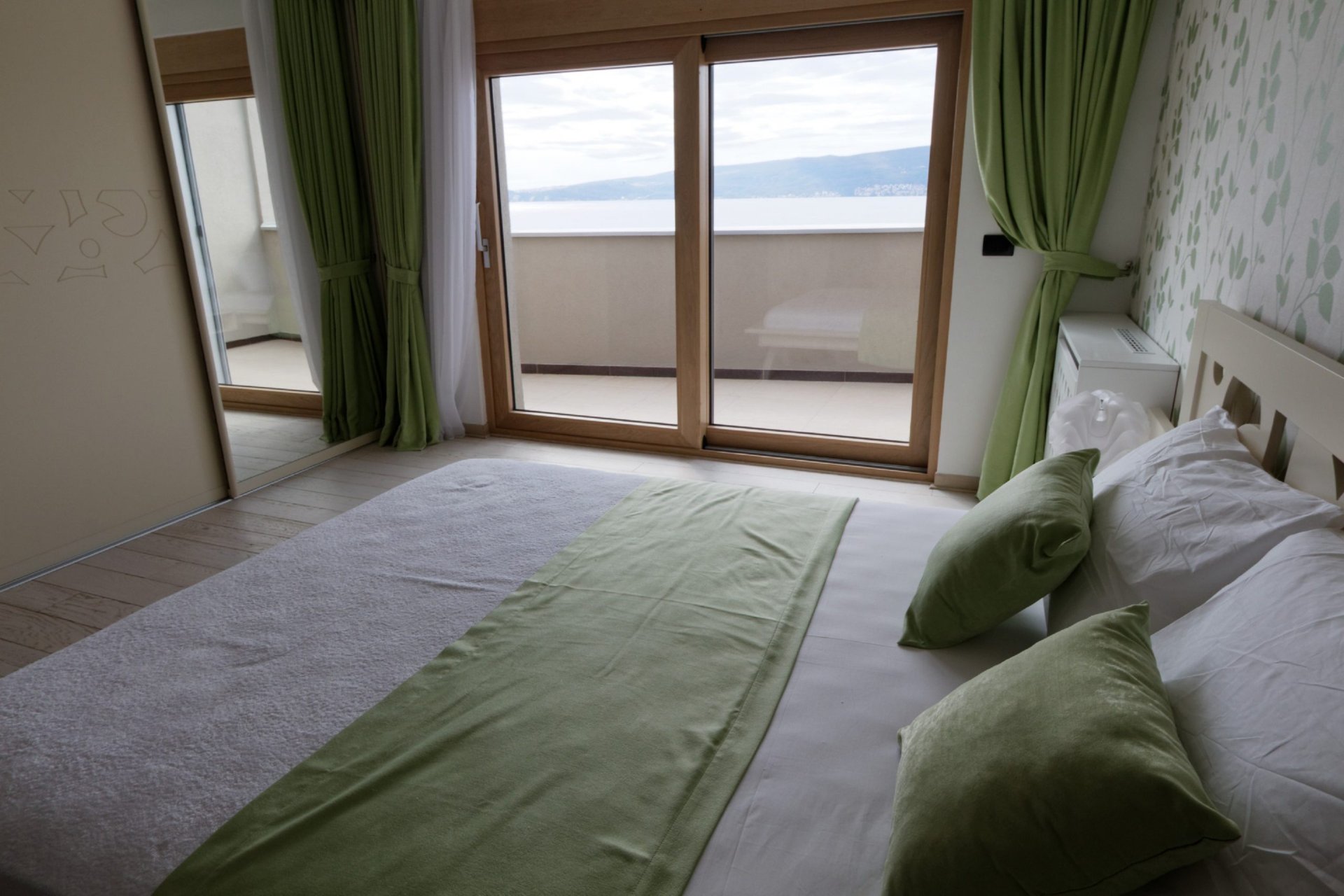 Luksuzan trosoban duplex stan sa pogledom na more - Opatovo, Tivat — 4