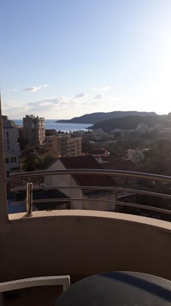 Dvosoban stan u Budvi, 81m² 7