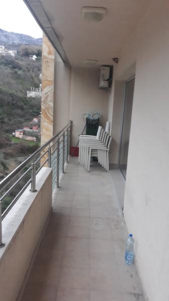 Dvosoban stan u Budvi, 81m² 8