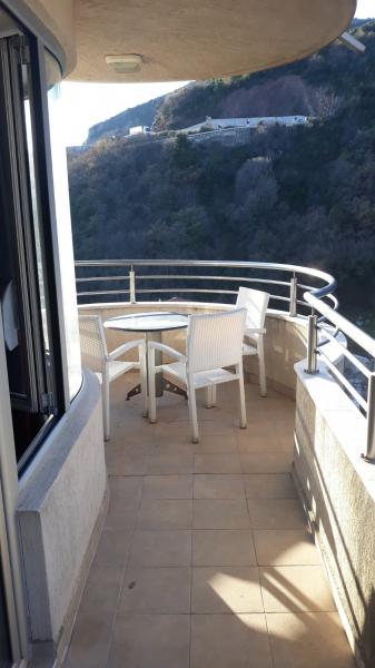 Dvosoban stan u Budvi, 81m² 9