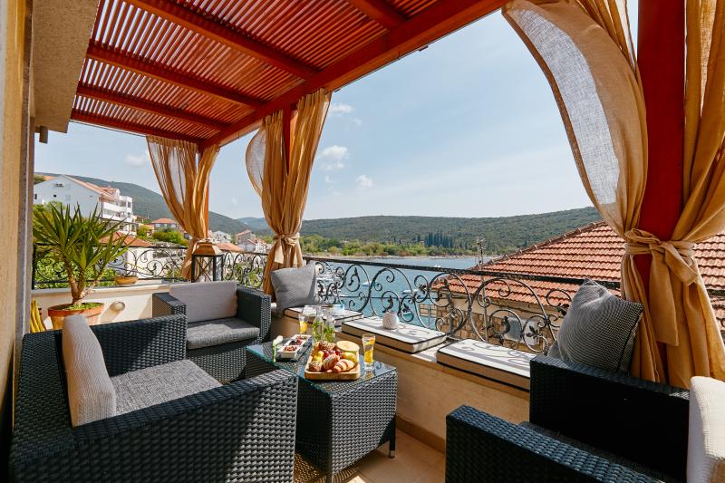 Kuća u Kotoru, 266m² 14