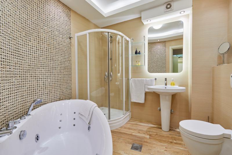 Kuća u Kotoru, 266m² 64