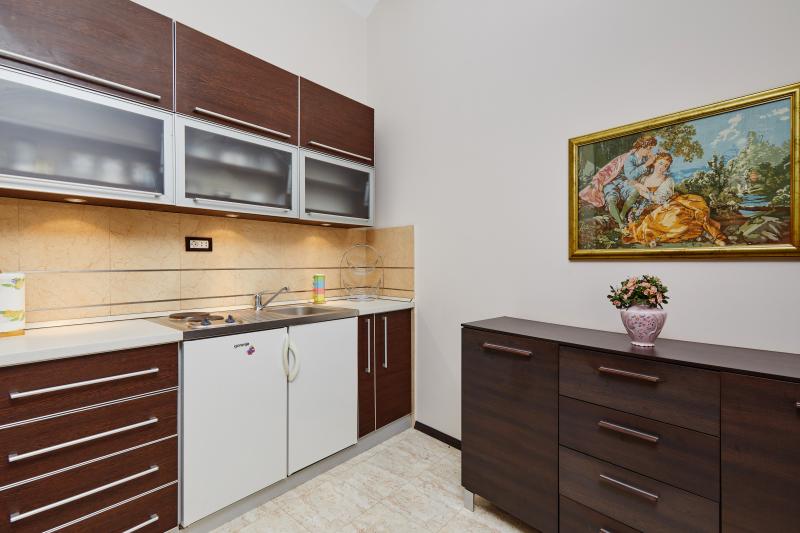 Kuća u Kotoru, 266m² 72