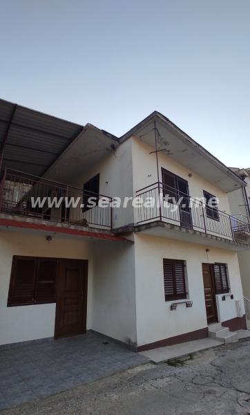 Kuća u Tivtu, 130m² 30