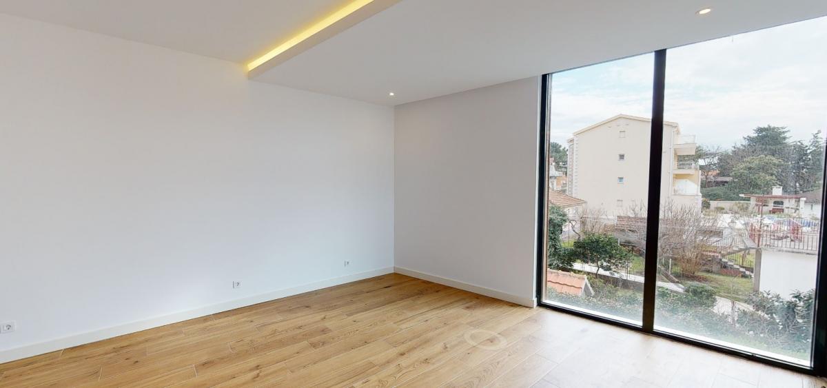 New 1-bedroom apartment in Tivat for sale 4