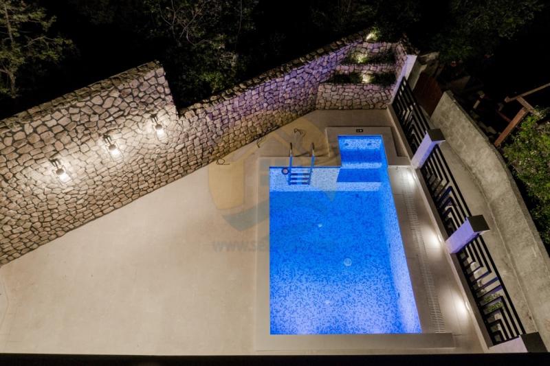 Luxury villa with beautiful sea views for sale, Perazića Do, Budva - Montenegro. 13