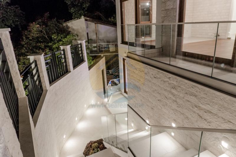 Luxury villa with beautiful sea views for sale, Perazića Do, Budva - Montenegro. 17