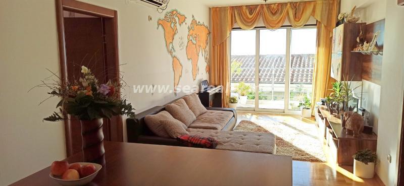 Dvosoban stan u Budvi, 78m²