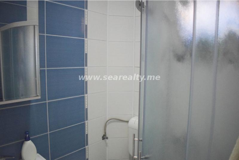 Dvosoban stan u Tivtu, 70m² 14