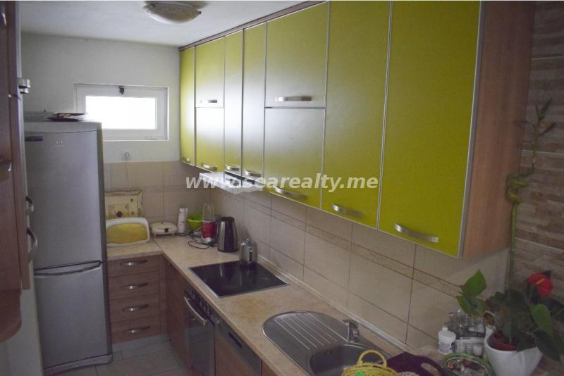 Dvosoban stan u Tivtu, 70m² 7
