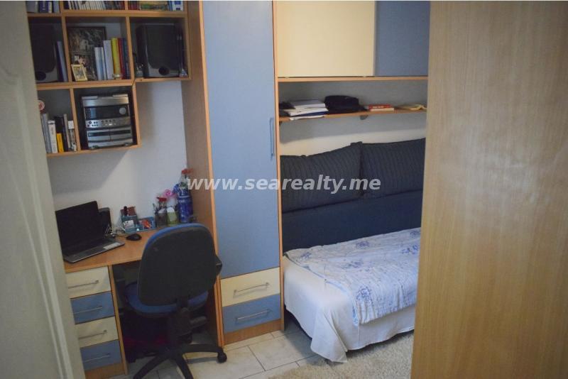 Dvosoban stan u Tivtu, 70m² 9
