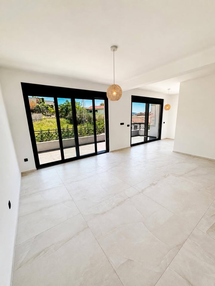 Havuzlu ve Garajlı Lüks Villa – Bjeliši, Bar — 12