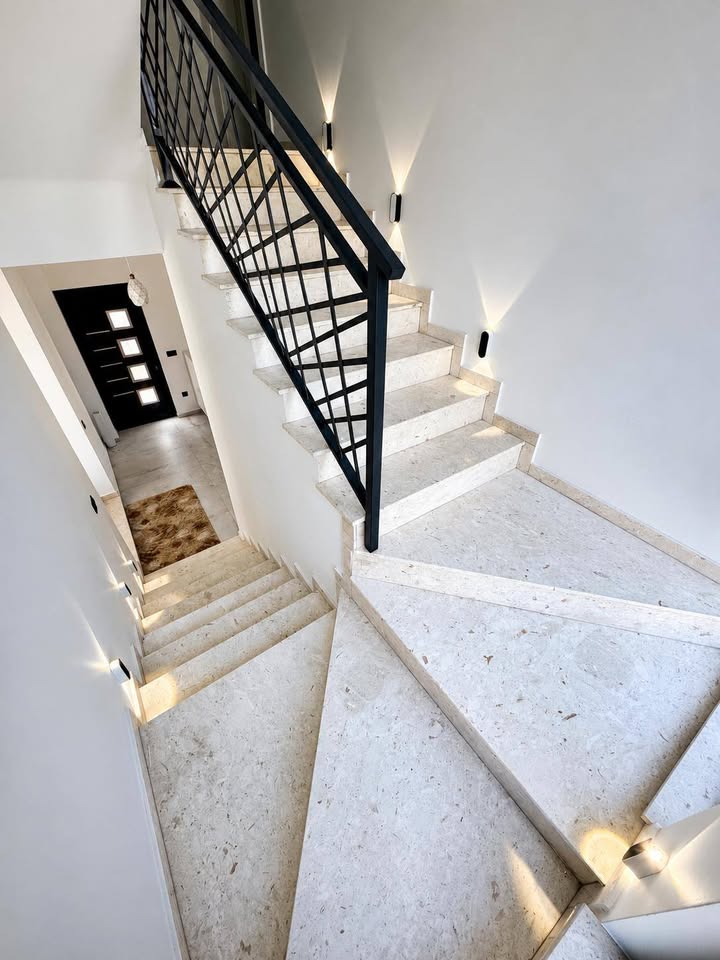 Havuzlu ve Garajlı Lüks Villa – Bjeliši, Bar — 10
