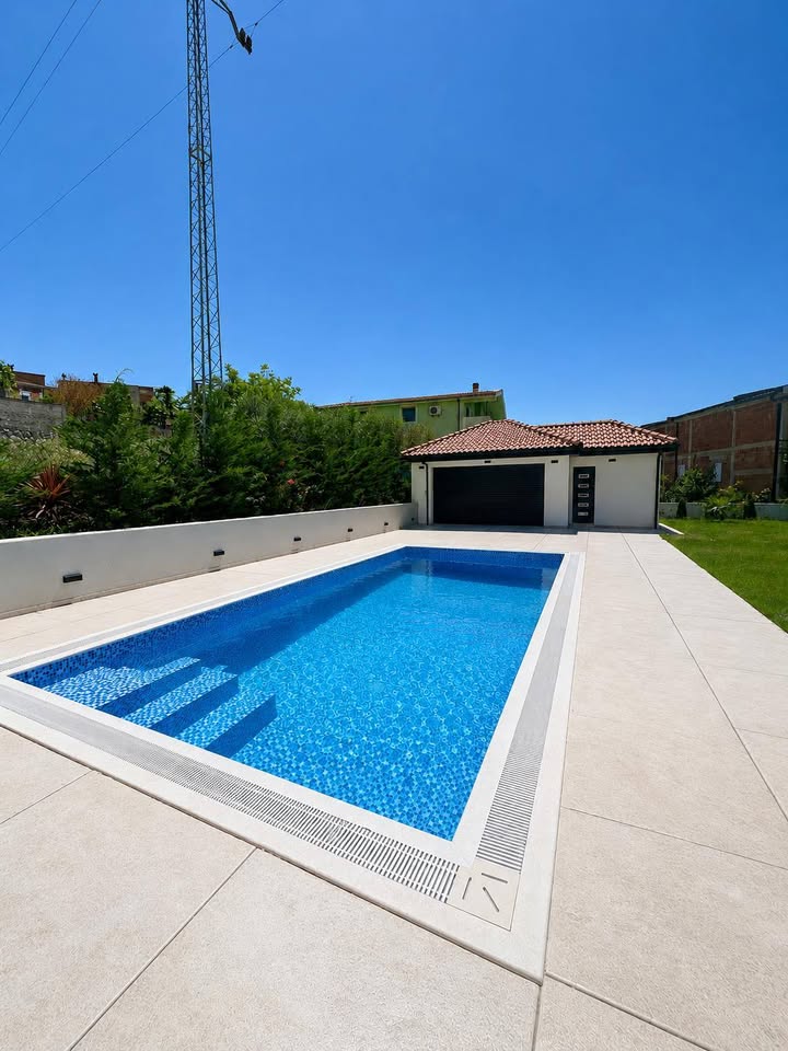Havuzlu ve Garajlı Lüks Villa – Bjeliši, Bar — 5