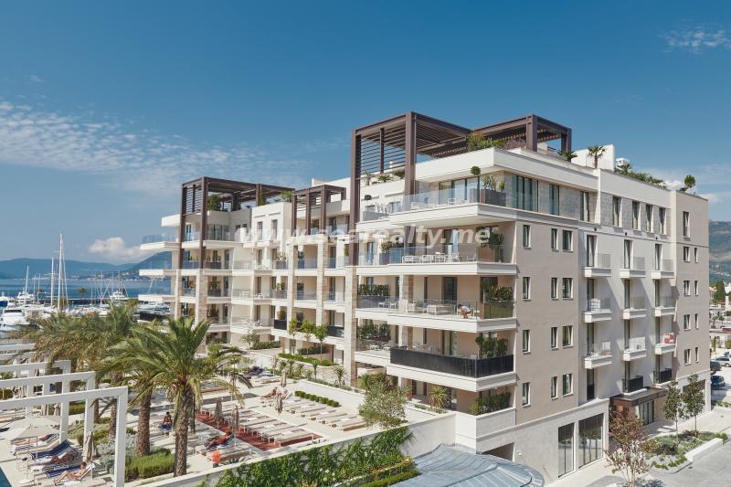 Dvosoban stan u Tivtu, 175m² 17