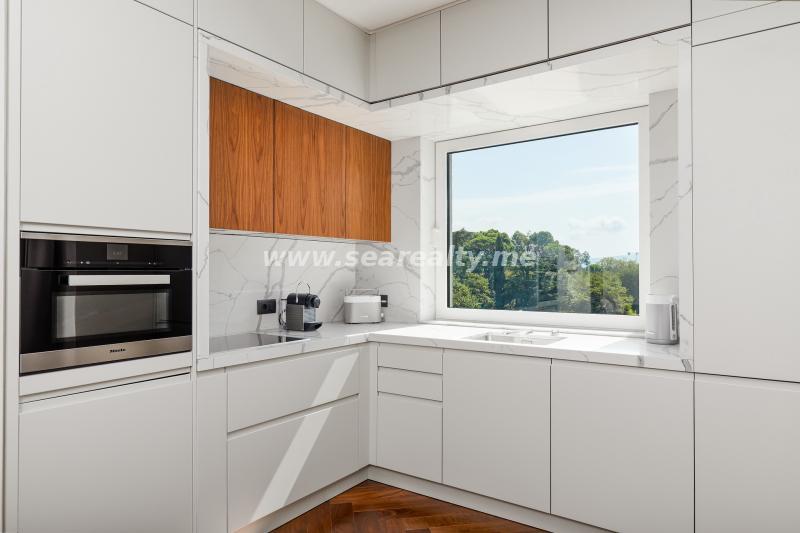 Dvosoban stan u Tivtu, 175m² 21
