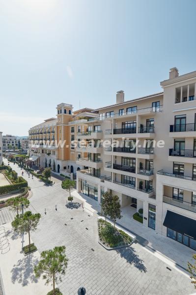 Dvosoban stan u Tivtu, 175m² 23