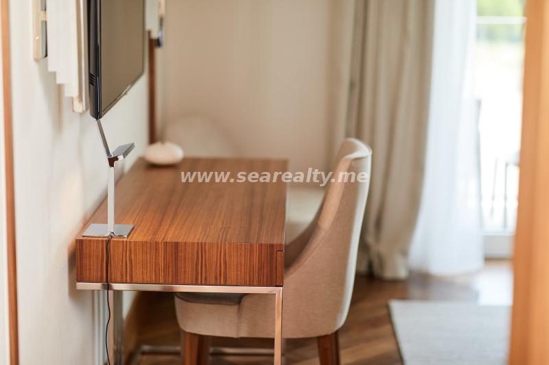 Dvosoban stan u Tivtu, 175m² 33