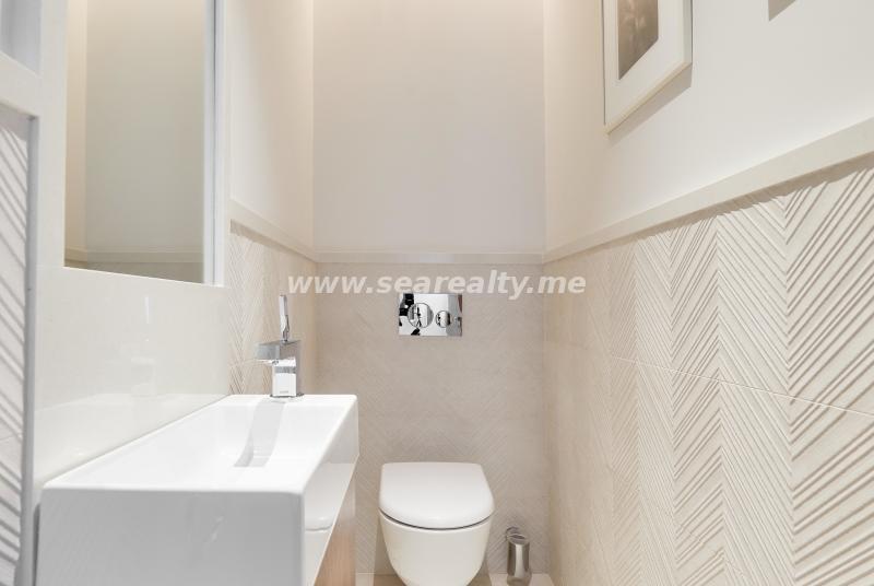 Dvosoban stan u Tivtu, 175m² 9