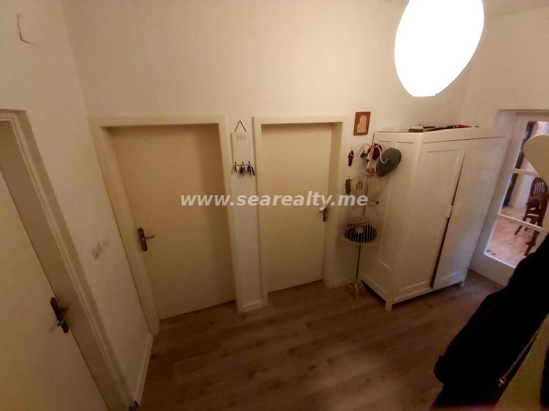 Dvosoban stan u Kotoru, 71m² 5