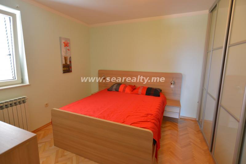 Dvosoban stan u Herceg Novom, 98m² 11