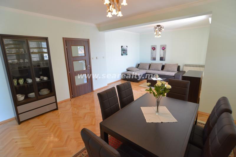 Dvosoban stan u Herceg Novom, 98m² 4