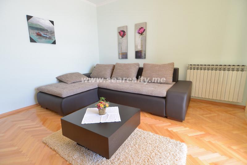 Dvosoban stan u Herceg Novom, 98m² 5