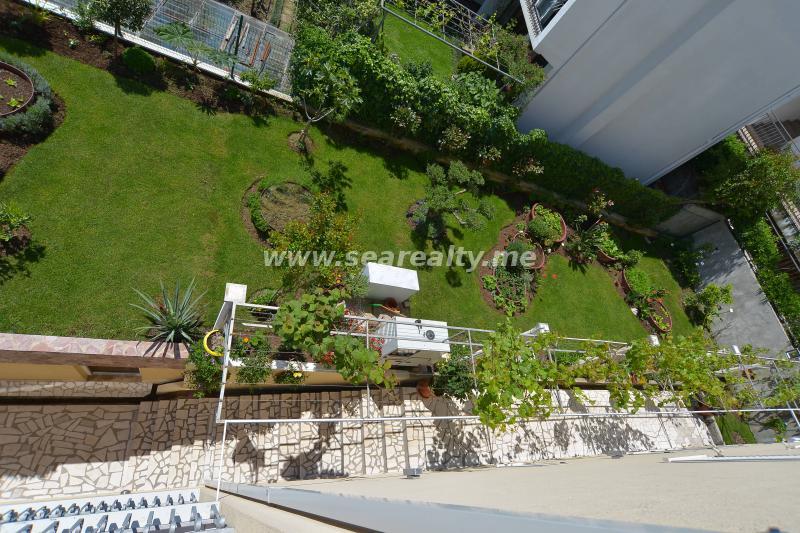 Dvosoban stan u Herceg Novom, 100m² 22