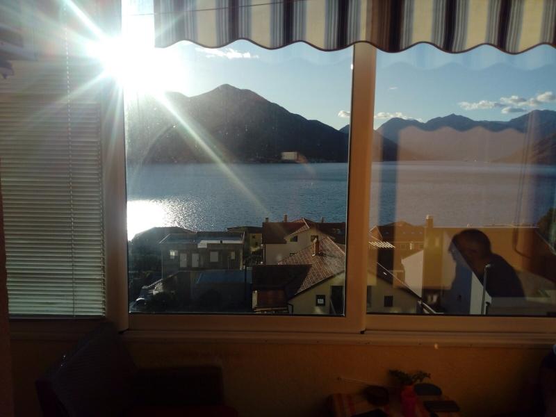 Two bedroom apartment with sea view in Dobrota, Kotor. 6