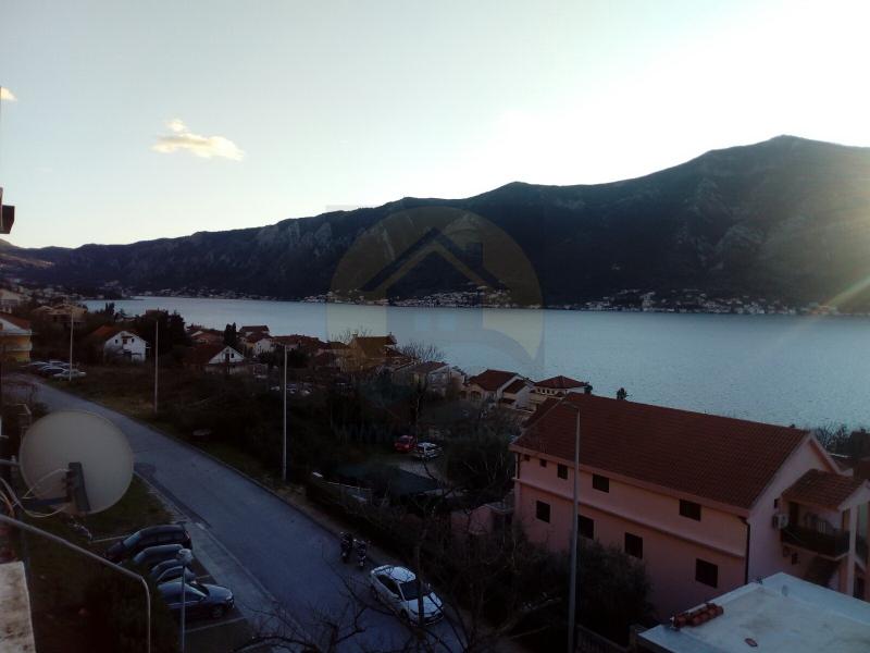 Two bedroom apartment with sea view in Dobrota, Kotor. 9