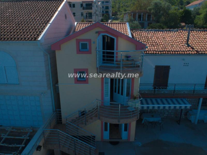 Kuća u Tivtu, 160m² 12