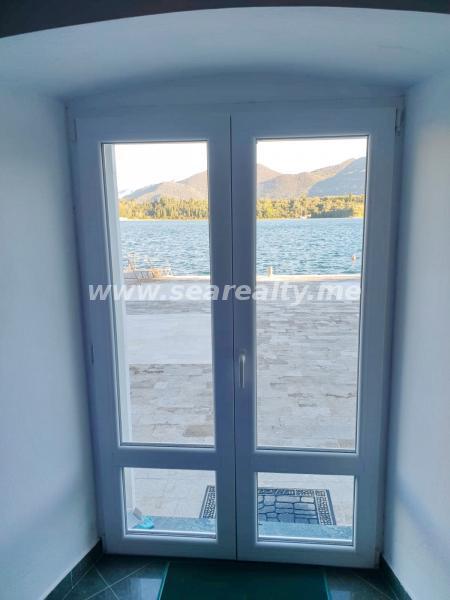 Kuća u Tivtu, 187m² 11