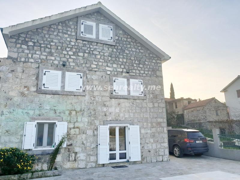 Kuća u Tivtu, 187m² 4
