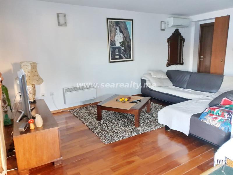 Kuća u Tivtu, 187m² 9