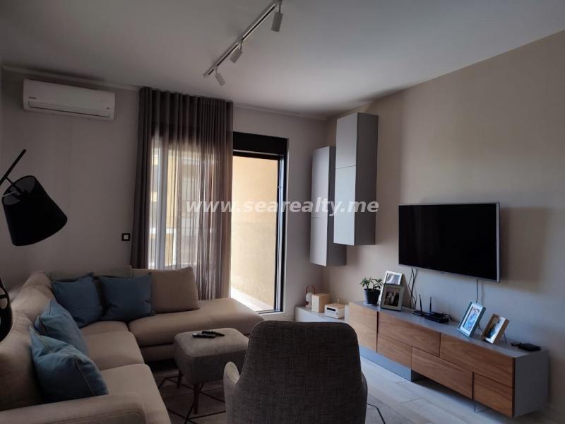 Dvosoban stan u Tivtu, 92m² 7