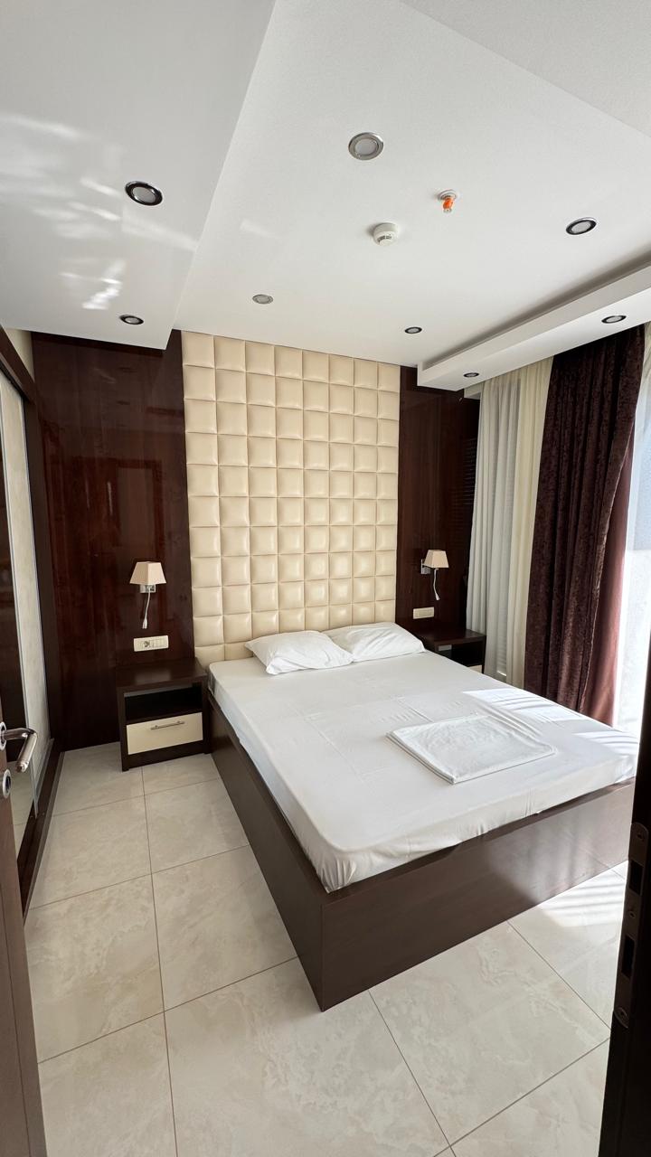 Two-bedroom apartment 80 m² with sea view – Bečići, Budva — 9