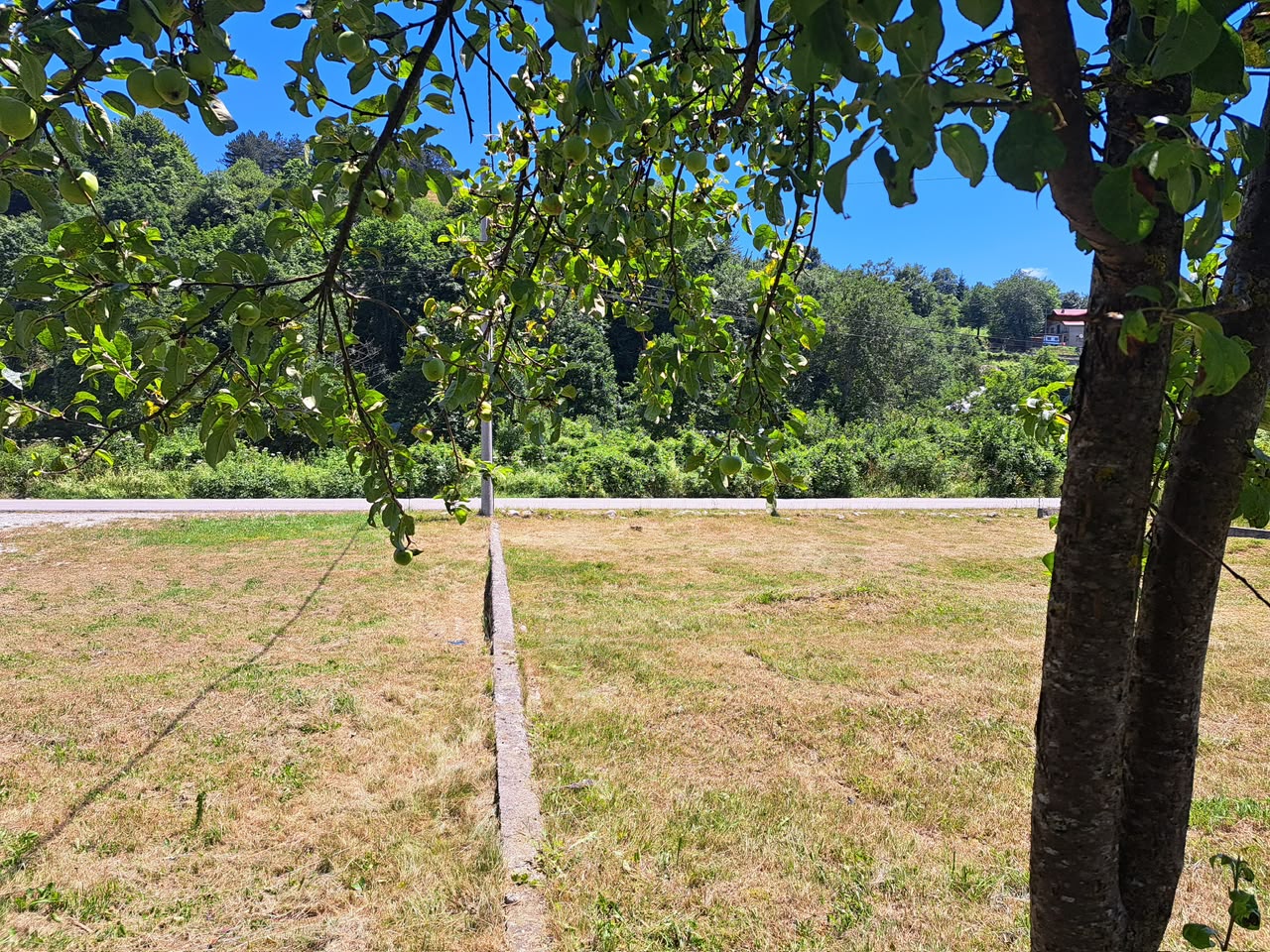 Urbanizovan građevinski plac 300 m2 – Sportska zona, Kolašin — 5