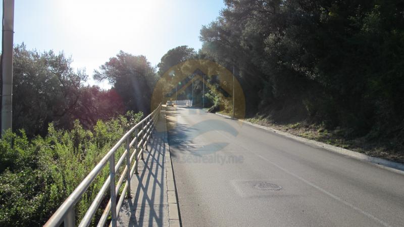 Beautiful urbanized plot with sea views and for sale in Petrovac, Budva - Montenegro. 2