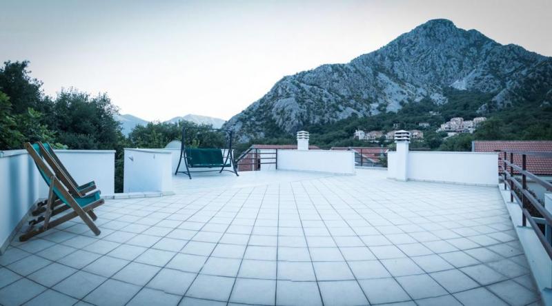 House in Orahovac in a quiet location 11