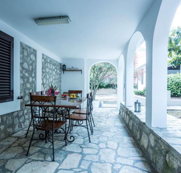 House in Orahovac in a quiet location 9