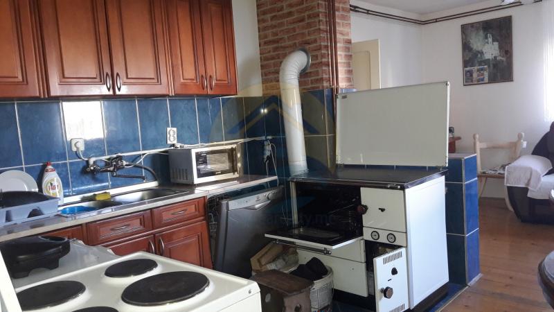 Kuća u Žabljak, 250m² 2