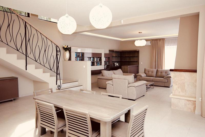 Luxurious villa in Dobre Vode 4