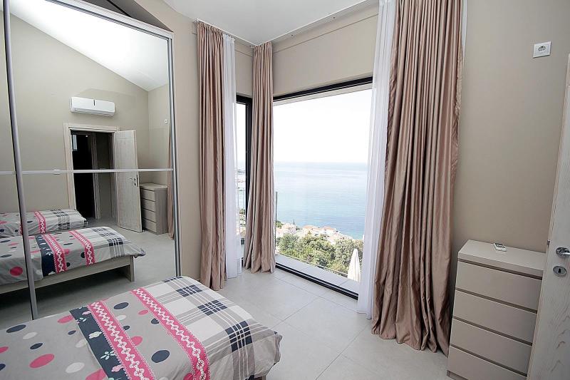 Luxurious villa in Dobre Vode 6
