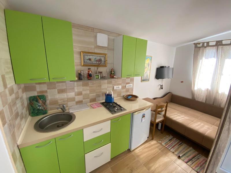 House by the sea at a good price (Krasici) 2