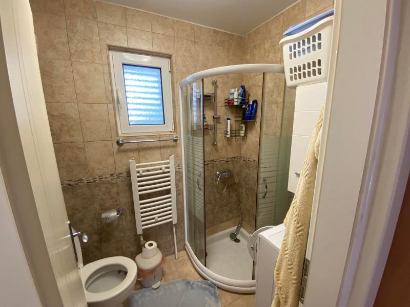 House by the sea at a good price (Krasici) 19