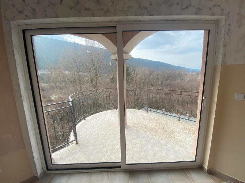 Building in Lastva Grbaljska - a great investment opportunity 7