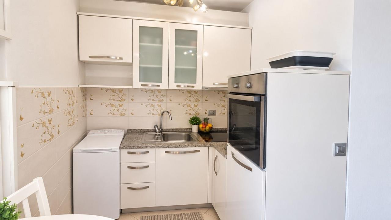 Studio Apartment in Tivat — 6