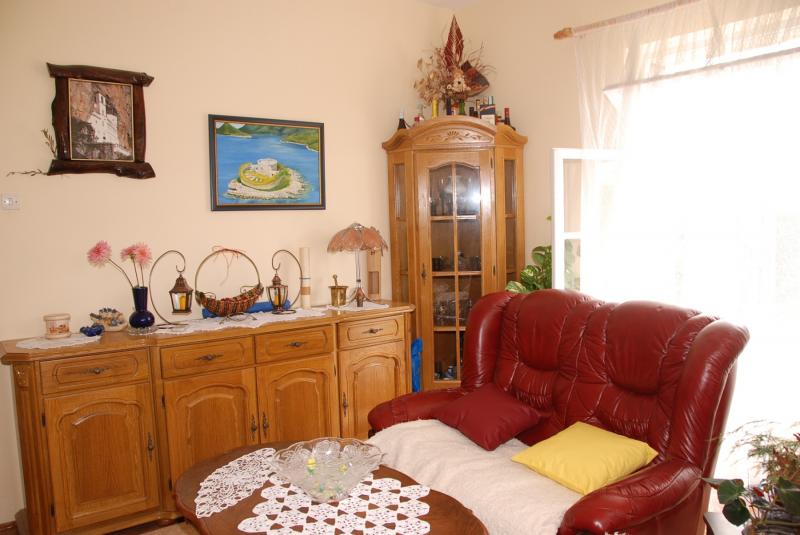 Stone house by the sea 11