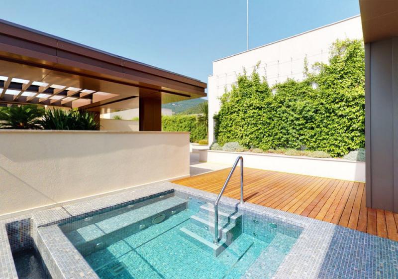 Luxury penthouse in Porto Montenegro 2