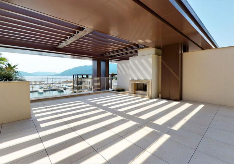 Luxury penthouse in Porto Montenegro 15